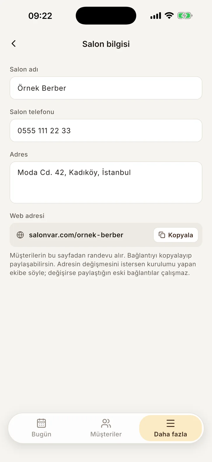 Salon bilgisi ekranı: web adresi salonvar.com/ornek-berber ve yanında Kopyala düğmesi.